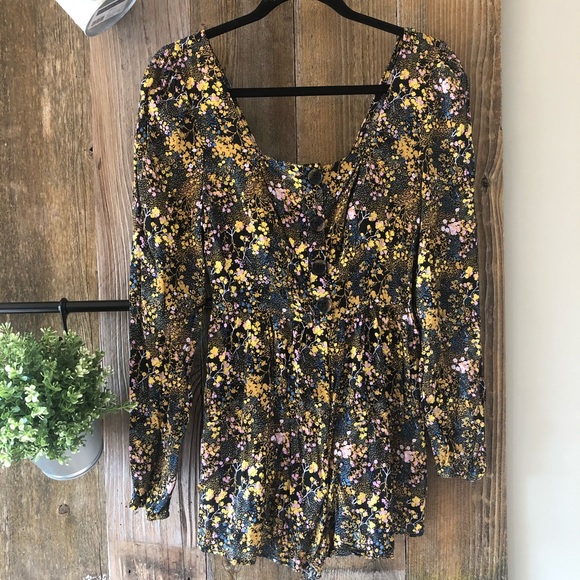 Urban Outfitters | Paulina Floral Smocked Romper - Picture 3 of 9